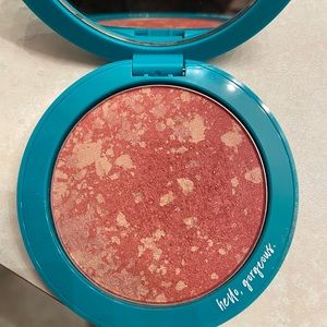 Thrive Angelina blush